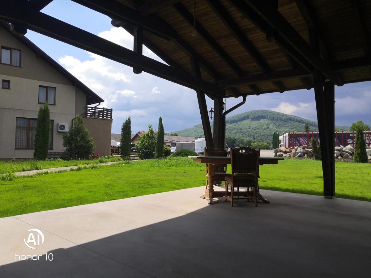Casa Rubin Hotel Gura Humorului Buitenkant foto