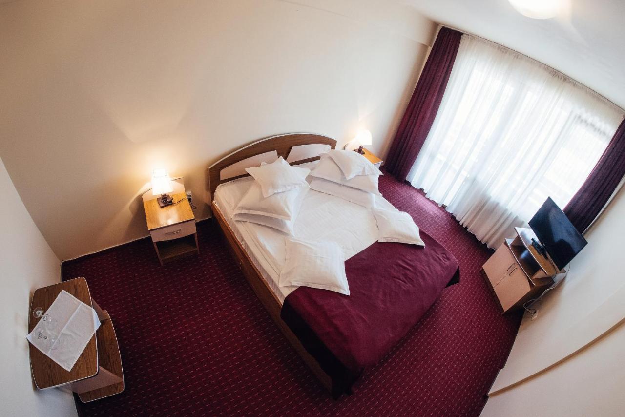 Casa Rubin Hotel Gura Humorului Buitenkant foto