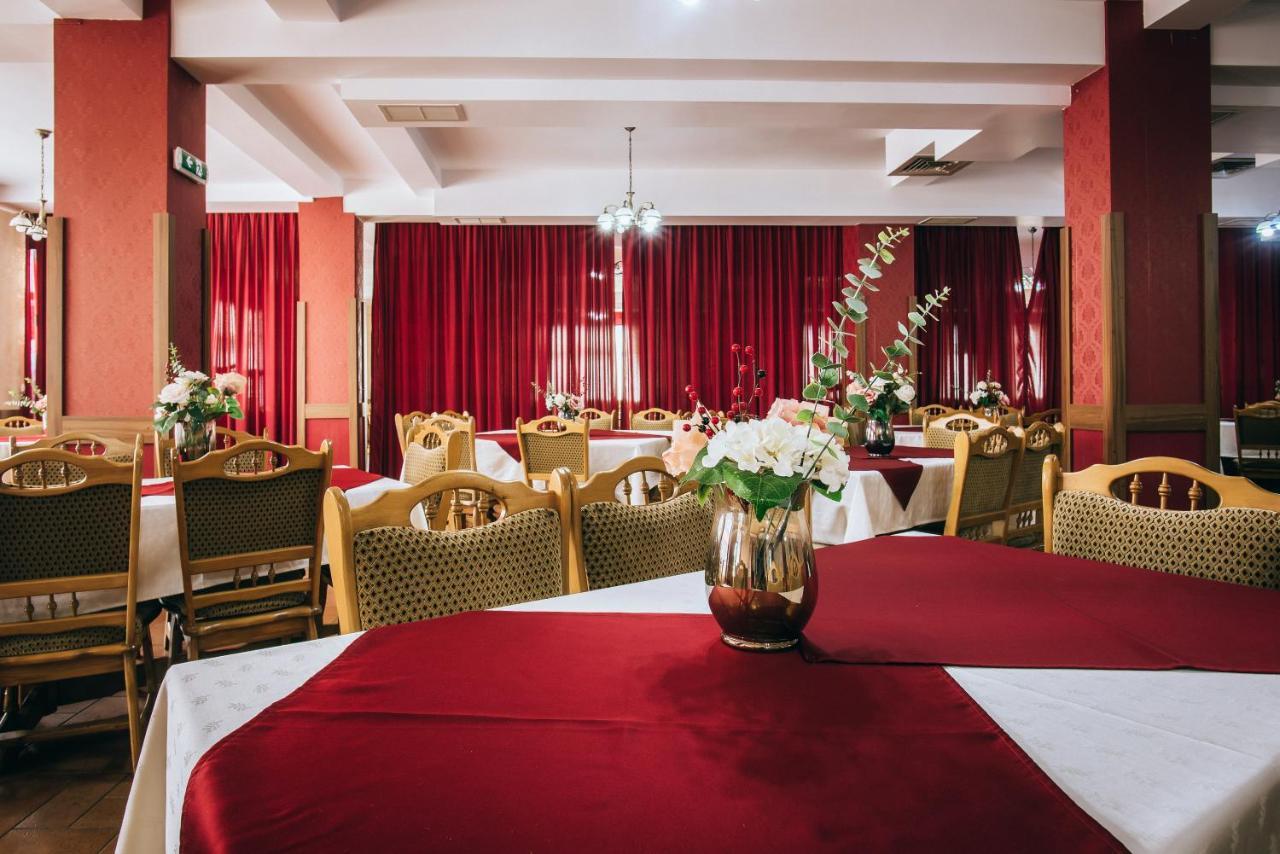 Casa Rubin Hotel Gura Humorului Buitenkant foto