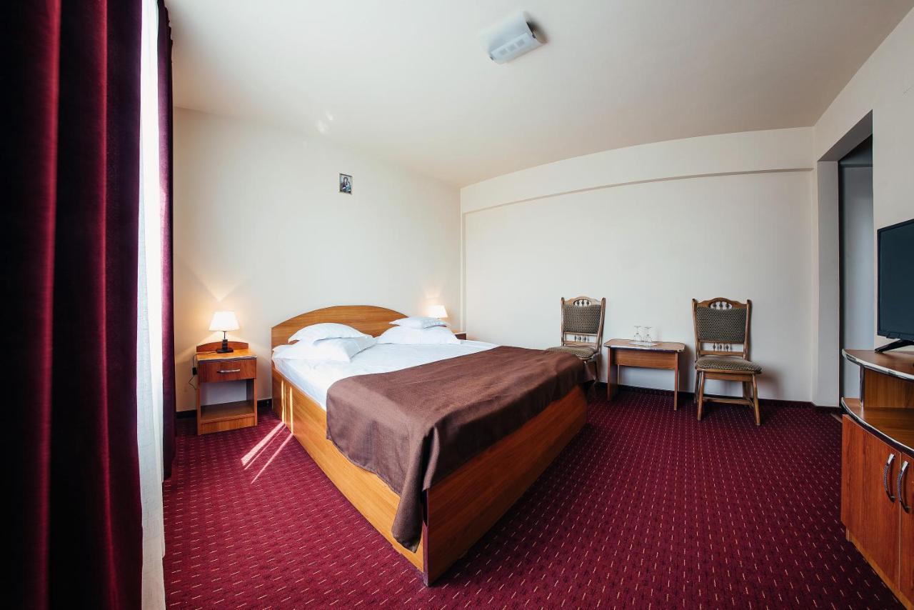 Casa Rubin Hotel Gura Humorului Buitenkant foto