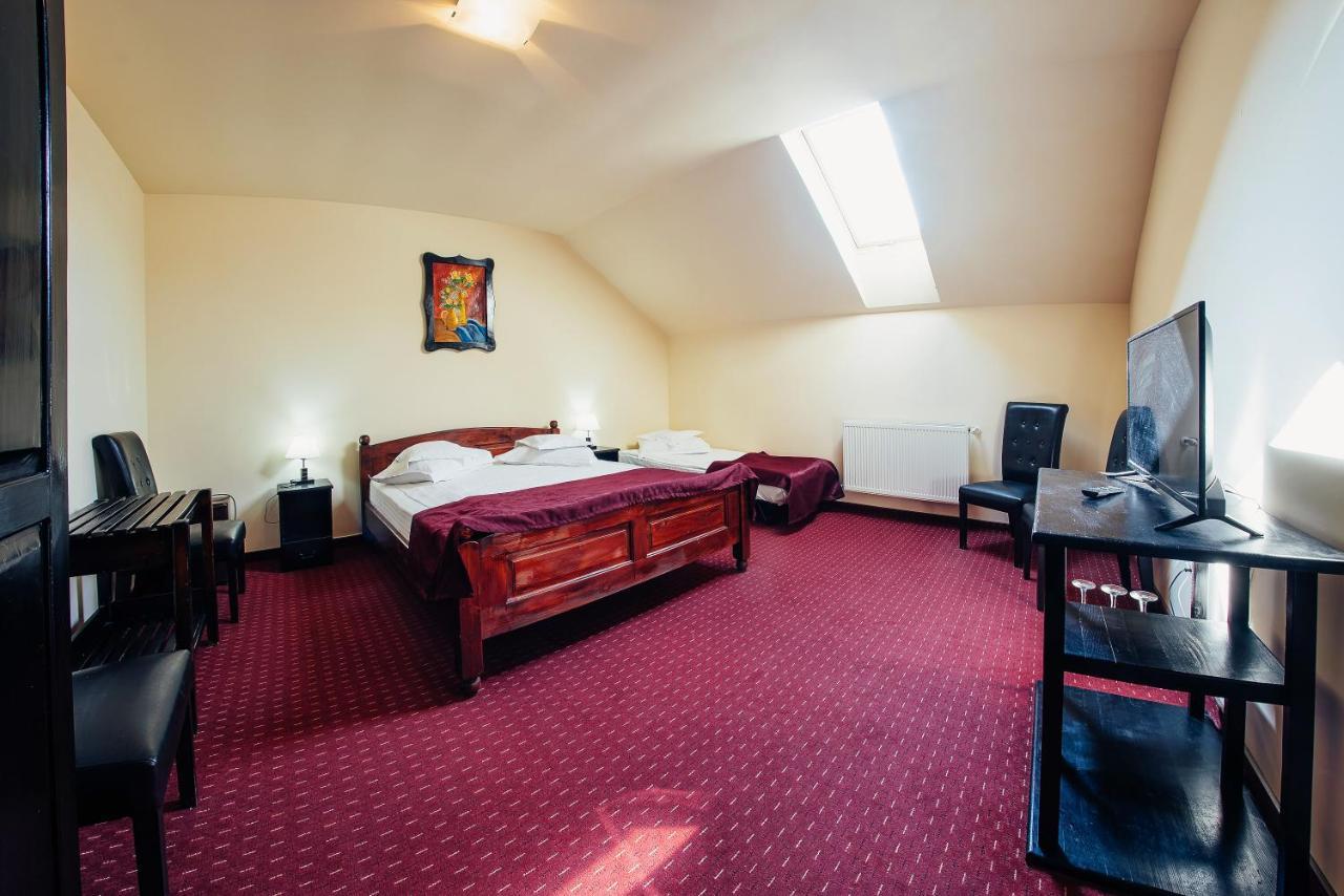 Casa Rubin Hotel Gura Humorului Buitenkant foto