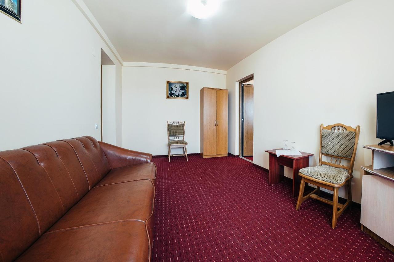 Casa Rubin Hotel Gura Humorului Buitenkant foto