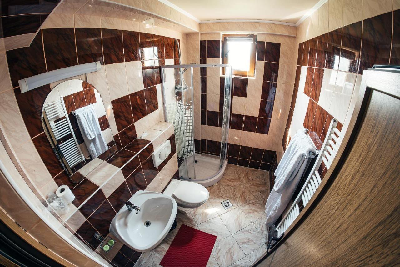 Casa Rubin Hotel Gura Humorului Buitenkant foto