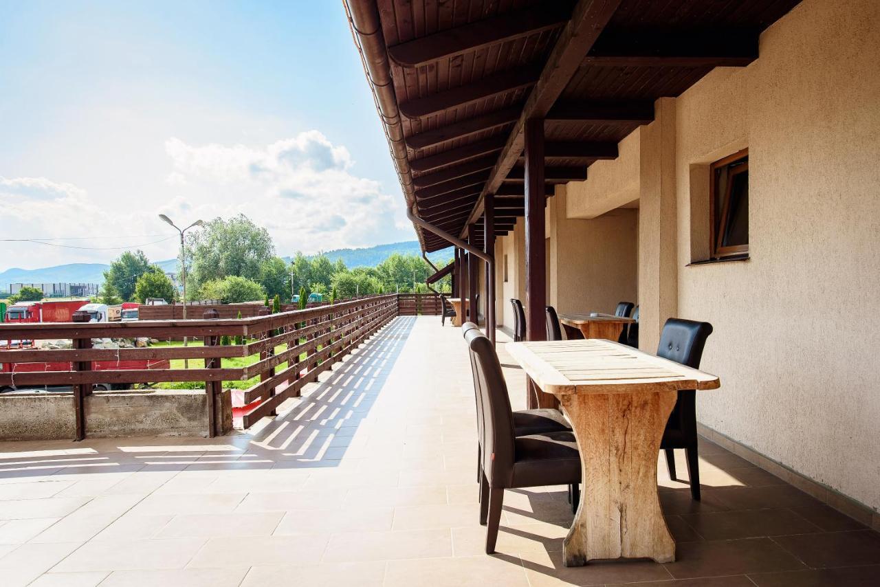 Casa Rubin Hotel Gura Humorului Buitenkant foto