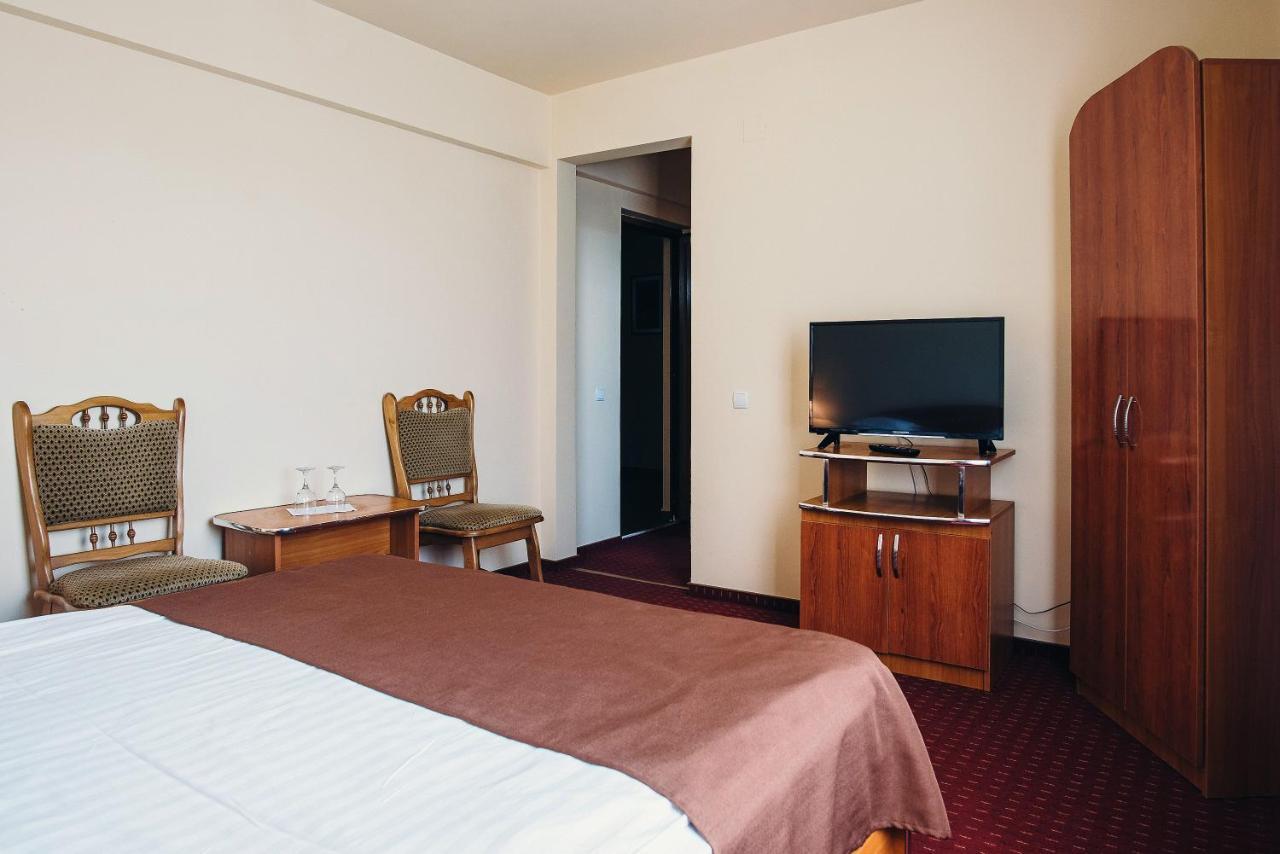 Casa Rubin Hotel Gura Humorului Buitenkant foto