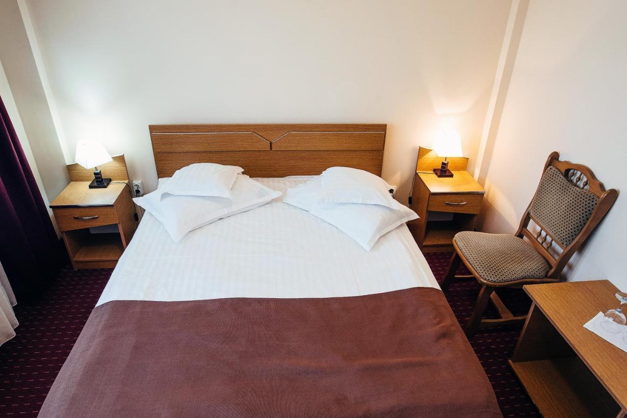 Casa Rubin Hotel Gura Humorului Buitenkant foto