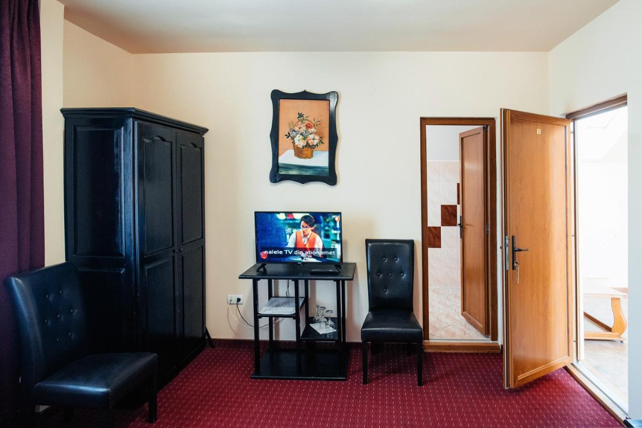 Casa Rubin Hotel Gura Humorului Buitenkant foto